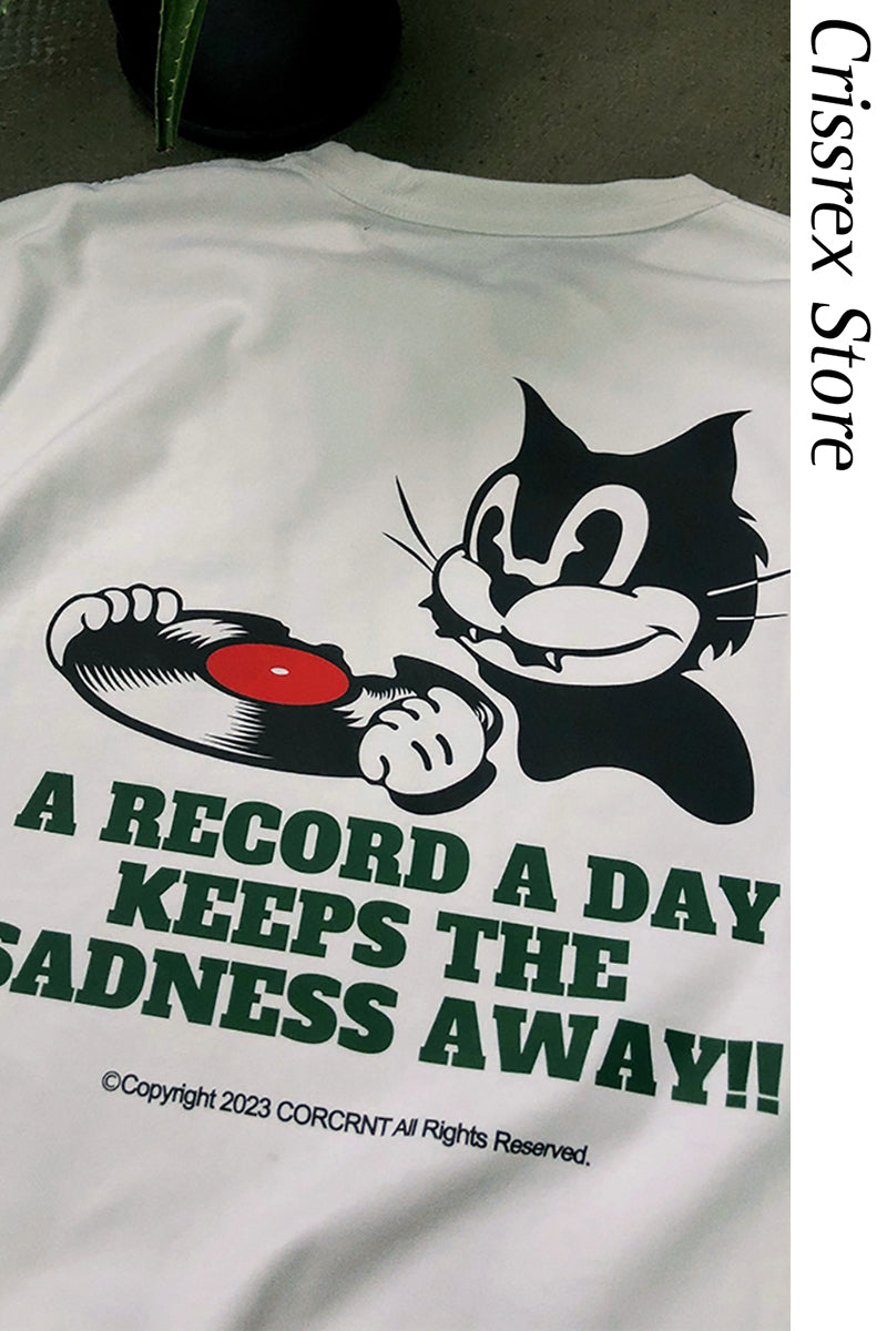 Vinyl Cat Printed Short Sleeve Tee